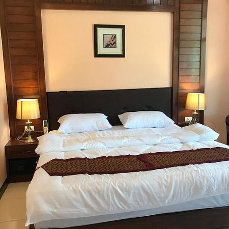 Sunny Beach View Guesthouse Ban Karon Exterior photo